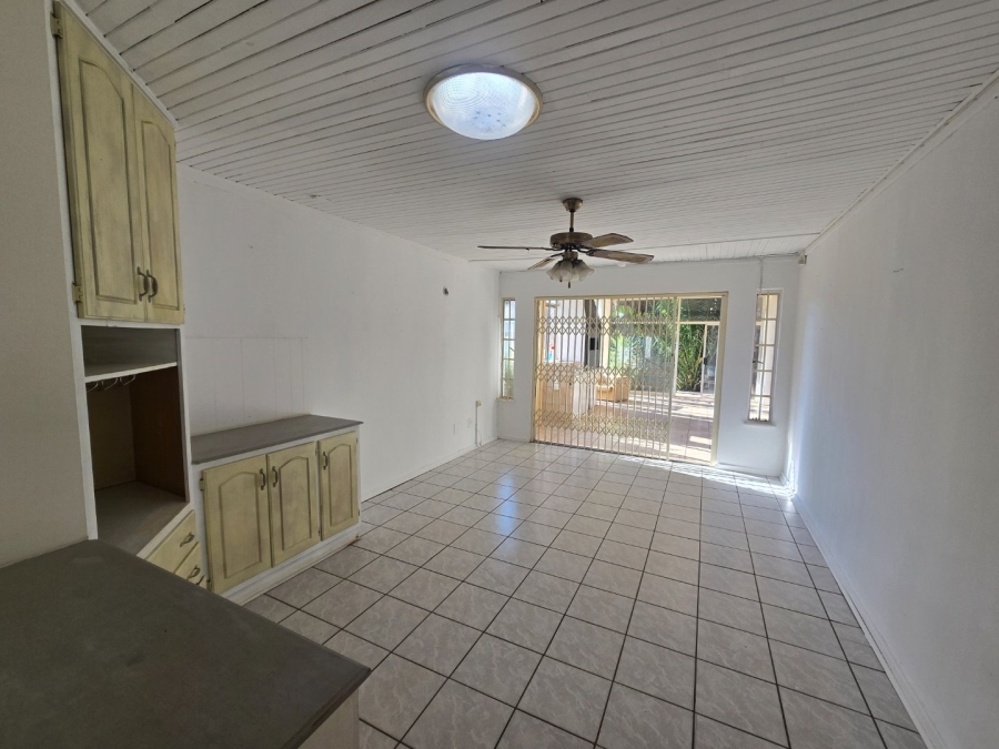 4 Bedroom Property for Sale in Heuwelsig Free State